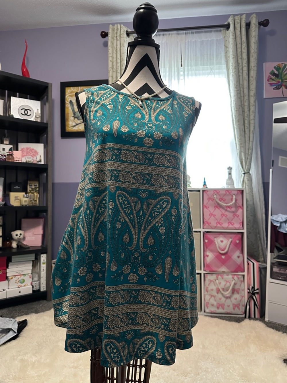 Veranee Green printed tunic top size small